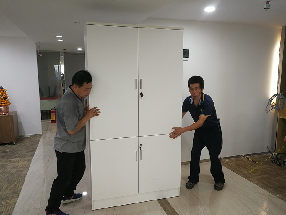 搬家怎么搬運(yùn)大衣柜？快來看看吧！